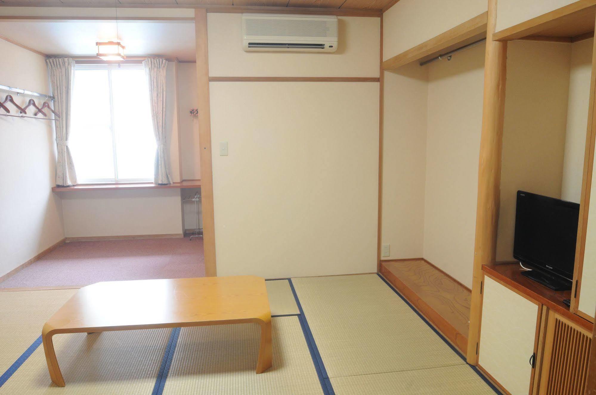 Hotel Bonfire Hakuba Exterior photo