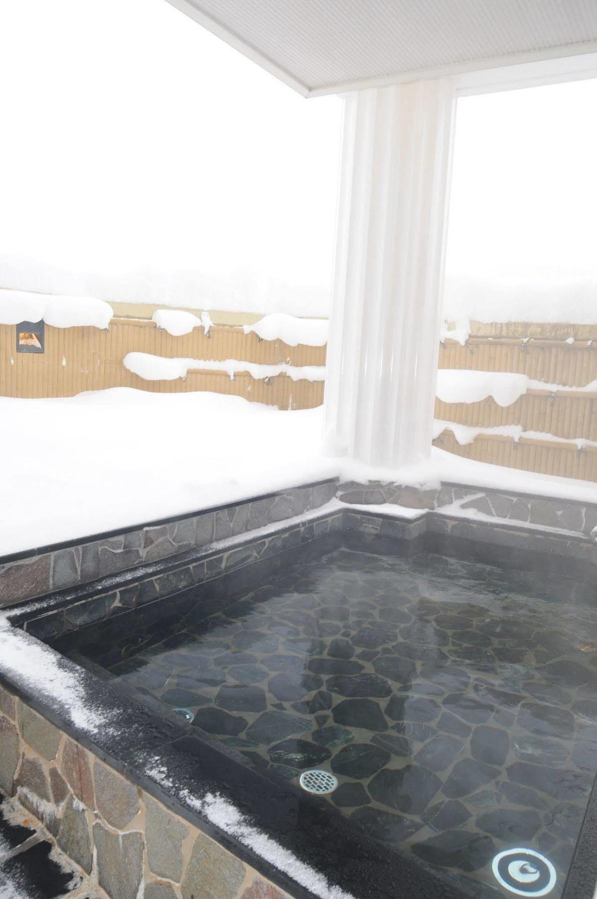 Hotel Bonfire Hakuba Exterior photo
